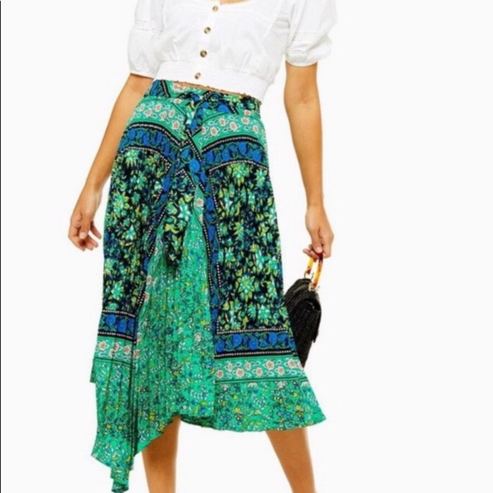 TOPSHOP Pleated Floral Midi Skirt